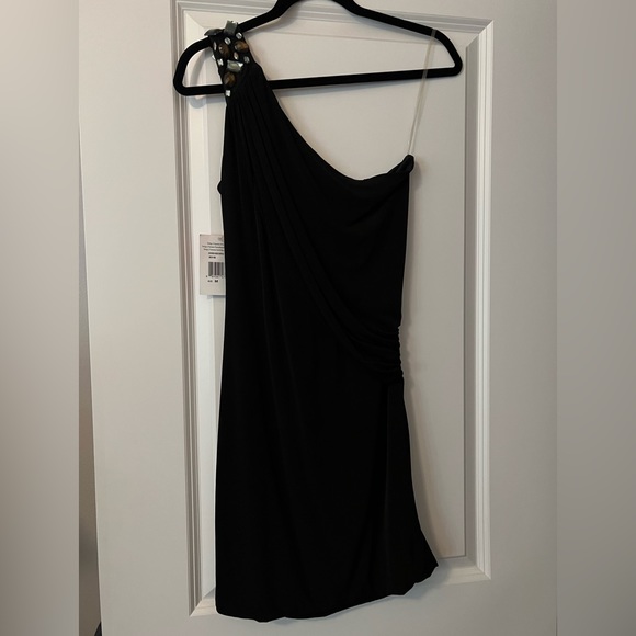 Trixxi Cocktail Dress. One Shoulder with Beaded Detail - Picture 4 of 4